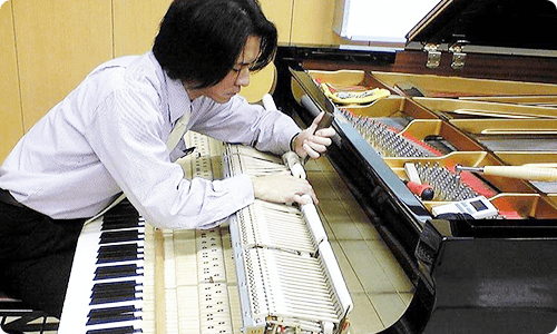 Music Art KOTOHA 国家資格 1級ピアノ調律技能士　本坊 崇（ホンボウ タカシ）